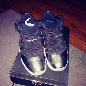 RETRO JORDAN 11 BARONS